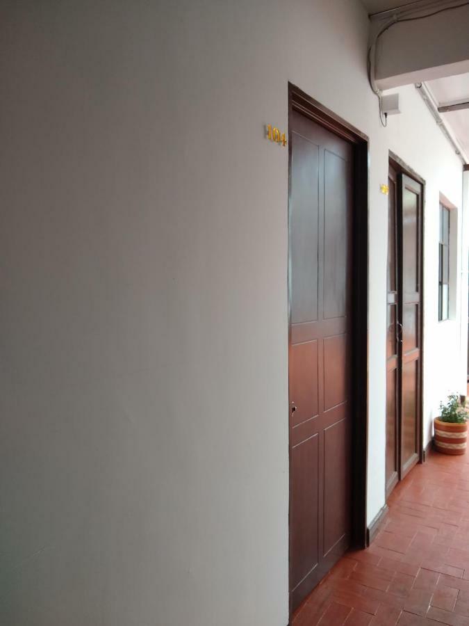Hostel El Jardin Popayan Ngoại thất bức ảnh