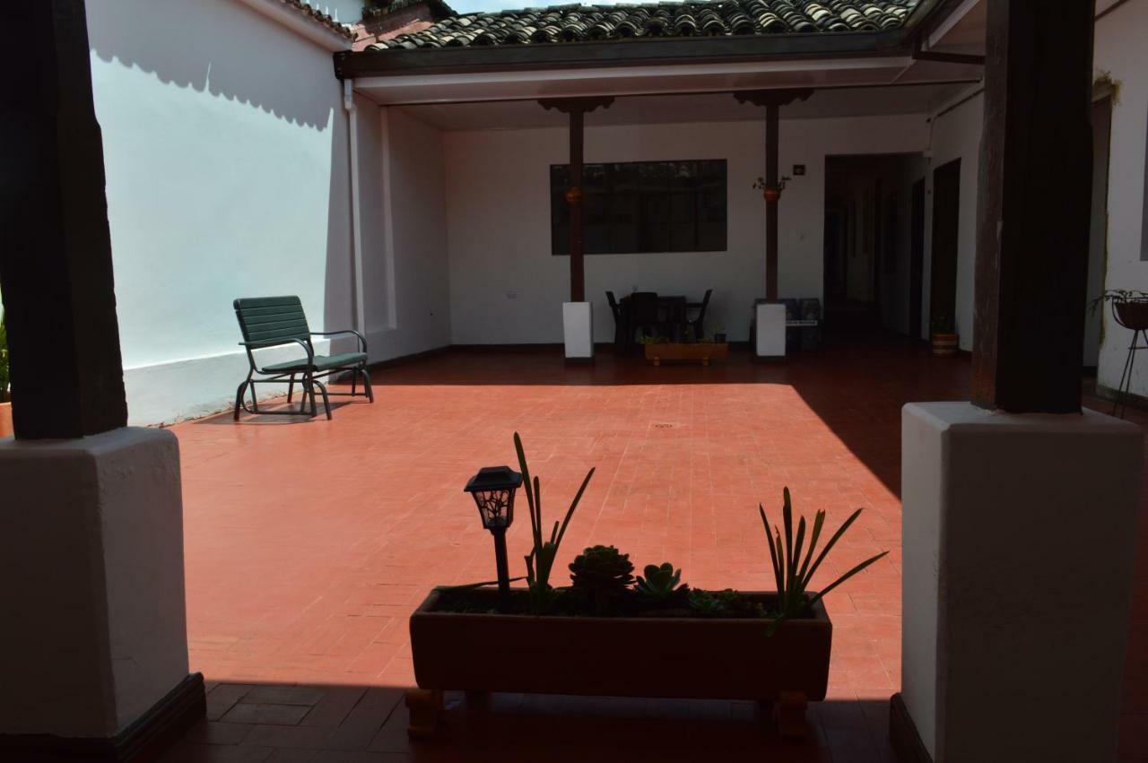 Hostel El Jardin Popayan Ngoại thất bức ảnh